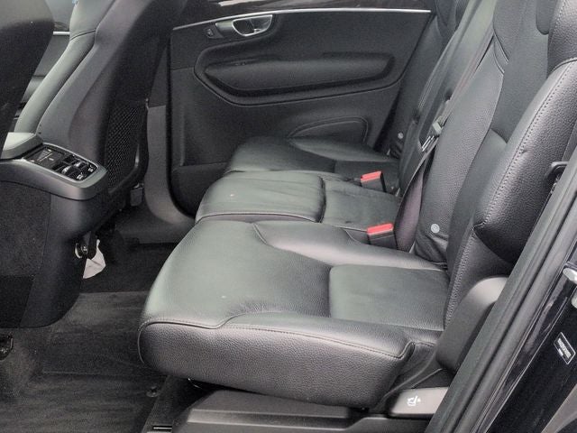 2019 Volvo XC90 T6 Momentum