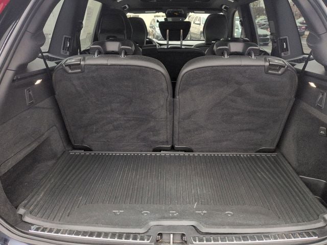 2019 Volvo XC90 T6 Momentum