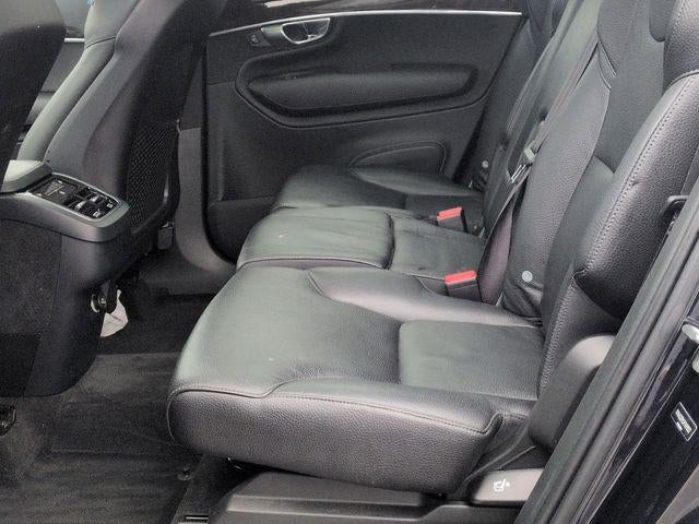 2019 Volvo XC90 T6 Momentum