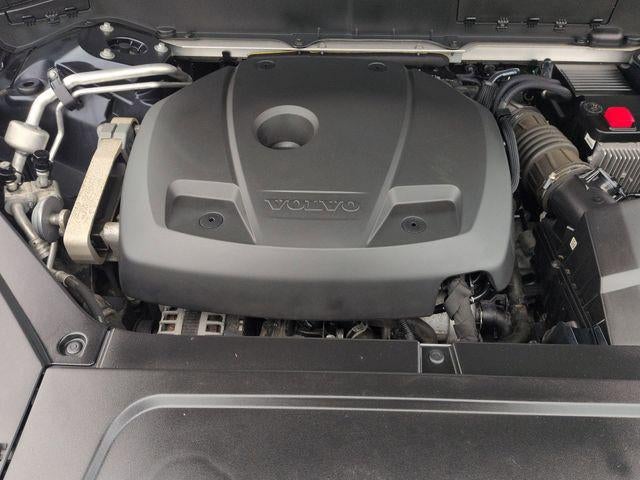 2019 Volvo XC90 T6 Momentum