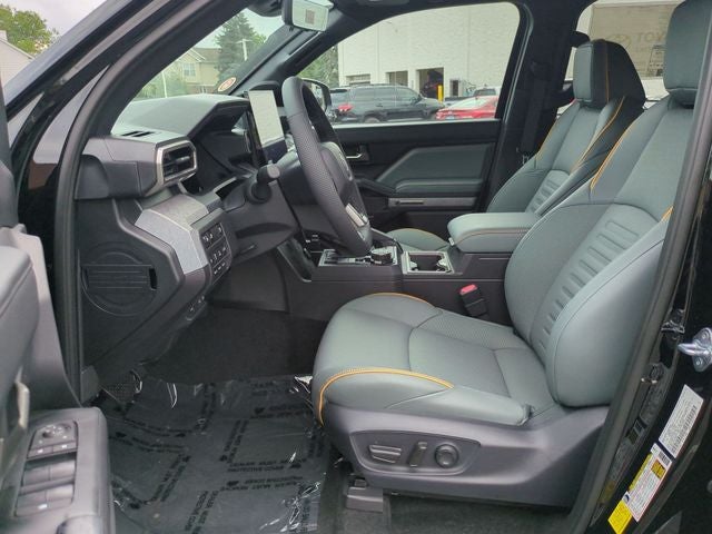 2026 Toyota Tacoma i-FORCE MAX Tacoma Trailhunter