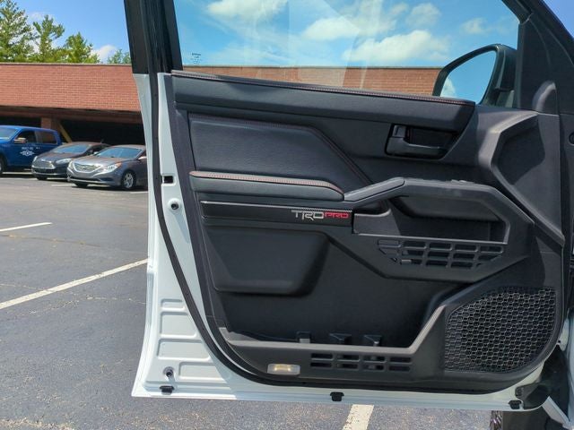 2026 Toyota Tacoma i-FORCE MAX Tacoma TRD Pro