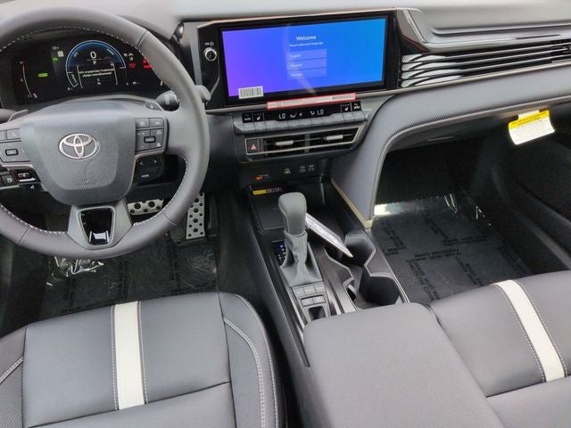 2026 Toyota Camry SE AWD