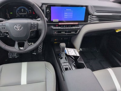 2026 Toyota Camry SE AWD