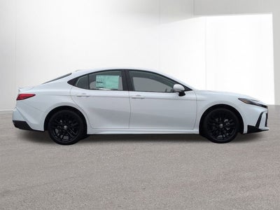 2026 Toyota Camry SE AWD