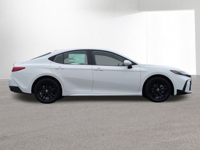 2026 Toyota Camry SE AWD