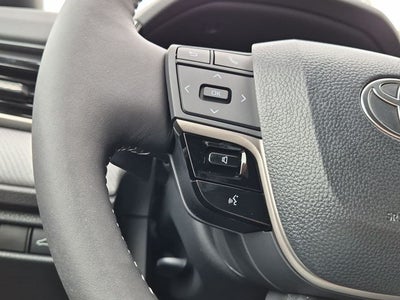 2026 Toyota Camry SE AWD