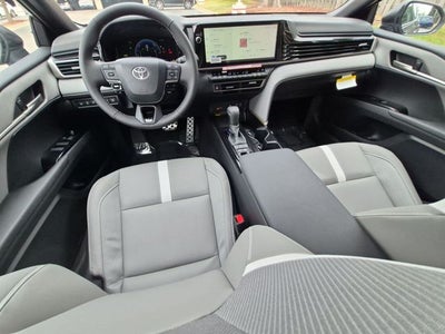 2026 Toyota Camry SE AWD