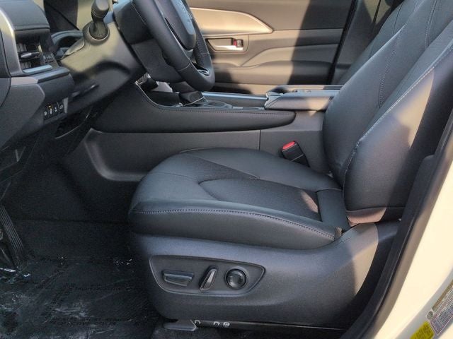 2026 Toyota Grand Highlander Hybrid Nightshade