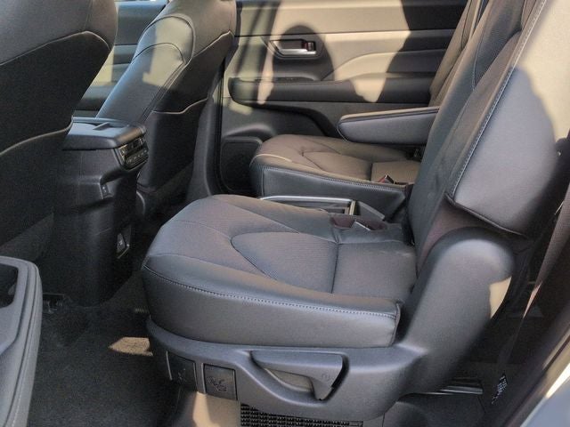 2026 Toyota Grand Highlander Hybrid Nightshade