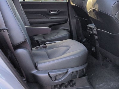 2026 Toyota Grand Highlander Hybrid Nightshade