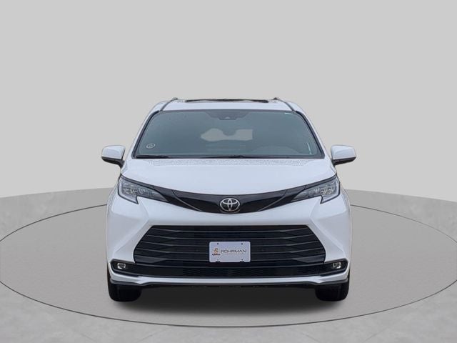 2026 Toyota Sienna Woodland Edition