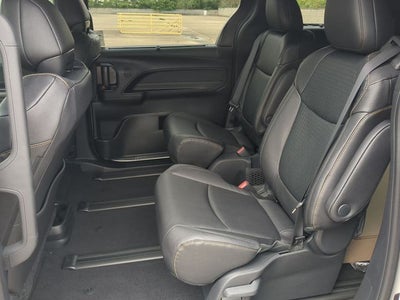 2026 Toyota Sienna Woodland Edition