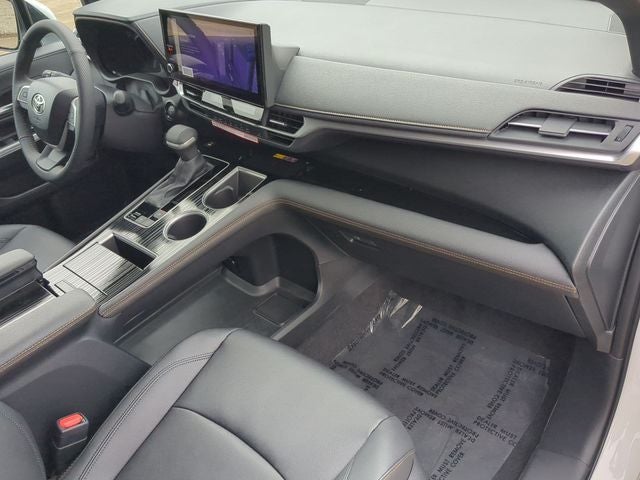 2026 Toyota Sienna Woodland Edition