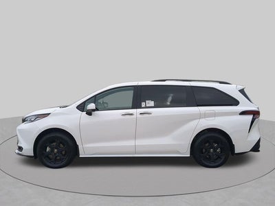 2026 Toyota Sienna Woodland Edition
