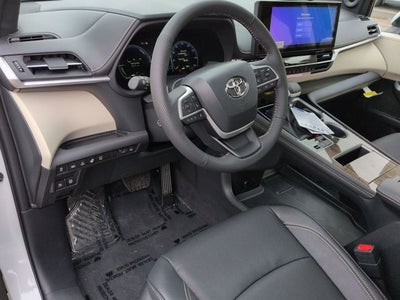 2026 Toyota Sienna Platinum