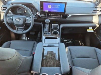 2026 Toyota Sienna Platinum