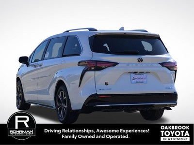 2026 Toyota Sienna Platinum