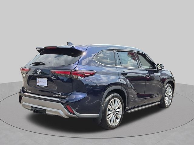 2026 Toyota Highlander Platinum
