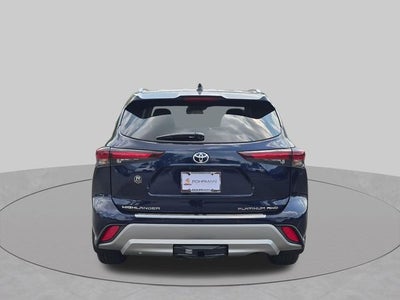 2026 Toyota Highlander Platinum