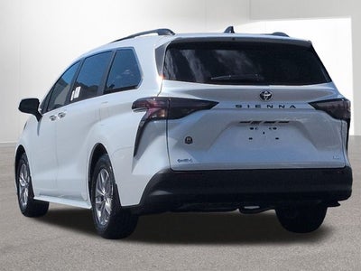 2026 Toyota Sienna XLE