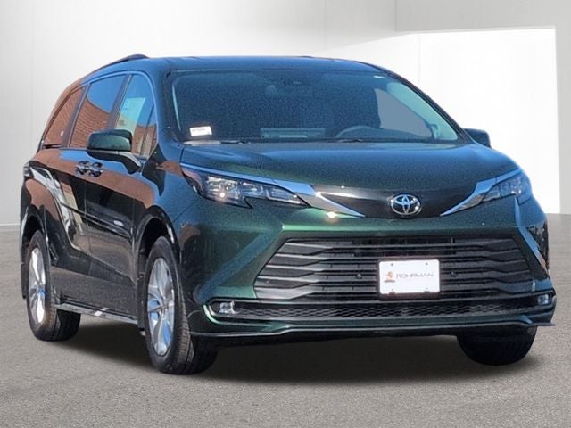2026 Toyota Sienna XLE