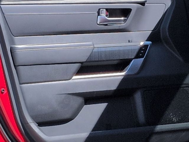 2025 Toyota Tundra i-FORCE MAX Tundra Platinum