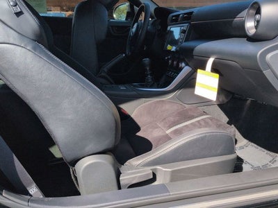 2026 Toyota GR86 Premium MT