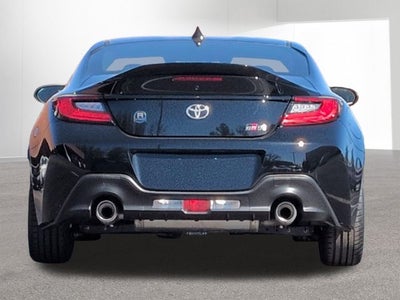 2026 Toyota GR86 Premium MT