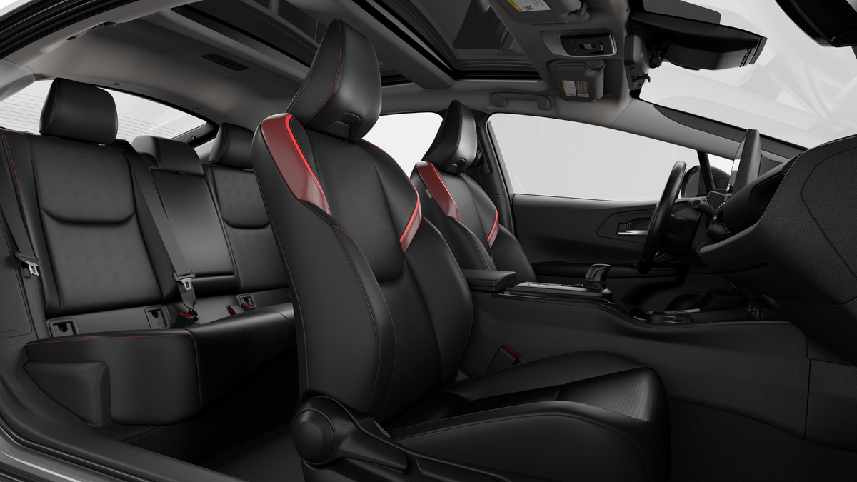 2027 Toyota Prius Plug-in Hybrid XSE Premium