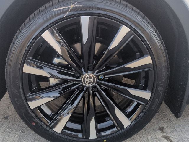 2026 Toyota Toyota Crown Platinum