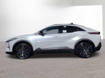 2026 Toyota C-HR XSE