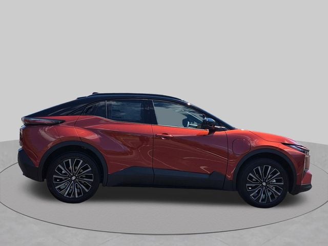2026 Toyota C-HR XSE