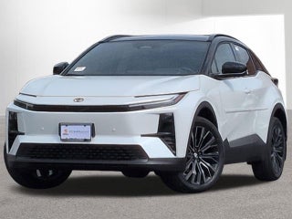 2026 Toyota C-HR XSE