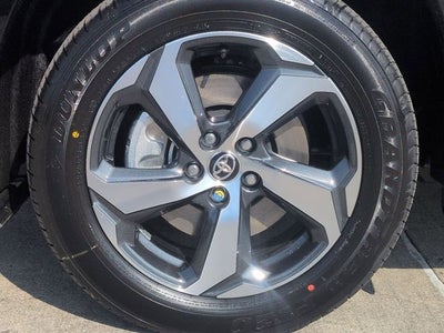 2025 Toyota RAV4 Plug-in Hybrid SE