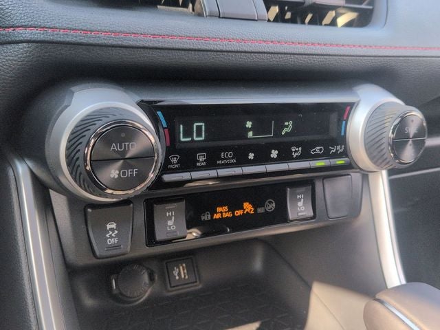 2025 Toyota RAV4 Plug-in Hybrid SE