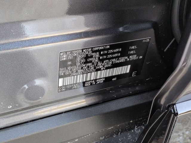 2025 Toyota RAV4 Plug-in Hybrid SE