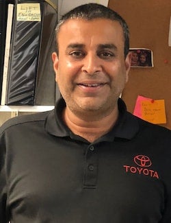 Vic Patel - Service Dir.